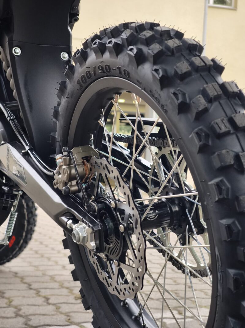 Ultra_Bee_2025_LIFE_GARAGE_SUR_RON-30-32f61a4e-800x1067