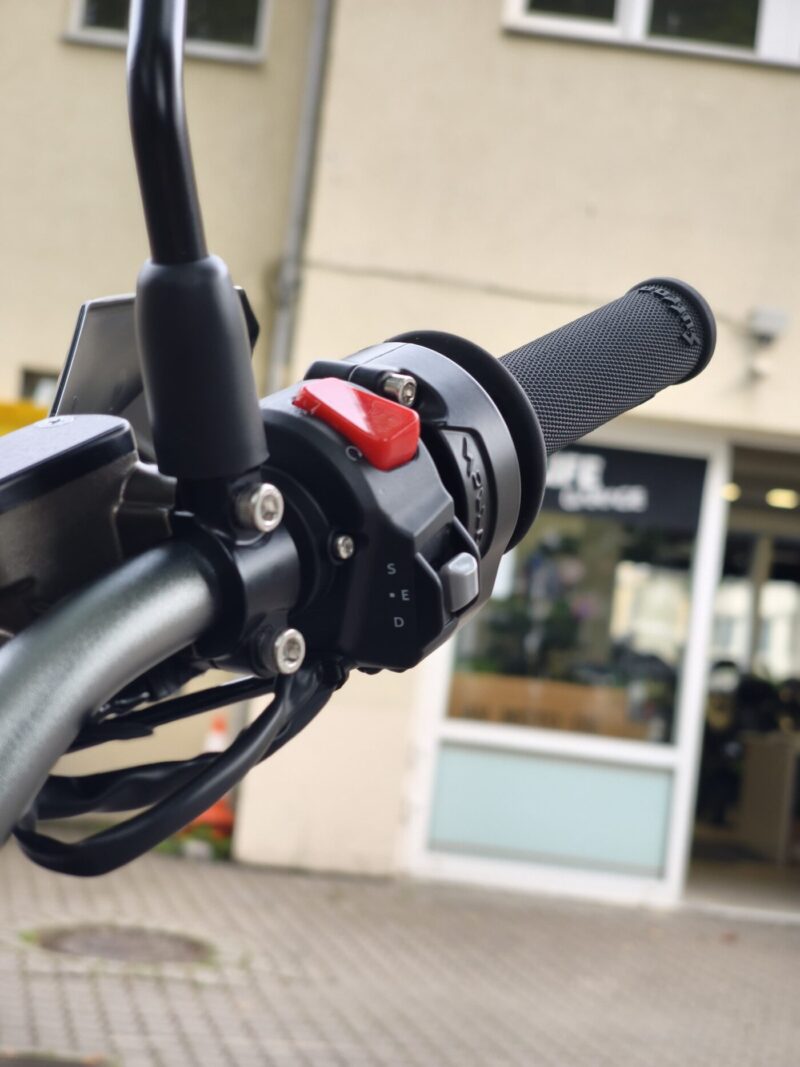 Ultra_Bee_2025_LIFE_GARAGE_SUR_RON-32-7099741b-800x1067