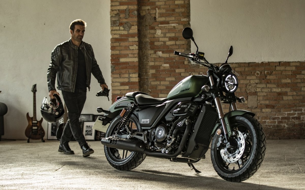 big_crop_macbor-nueva-rockster-410-custom-bobber-garaje